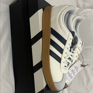 Adidas kids White and Navy Sneakers with Gum Sole with damaged box